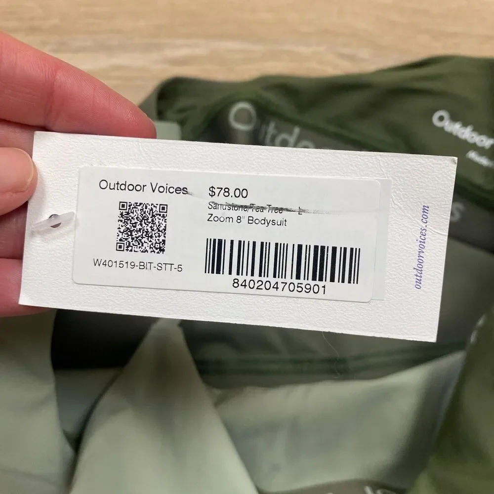 NWT Outdoor Voices‎ Zoom 8” Bodysuit Women's L Color Sandstone/ Tea Tree - Picture 6 of 6